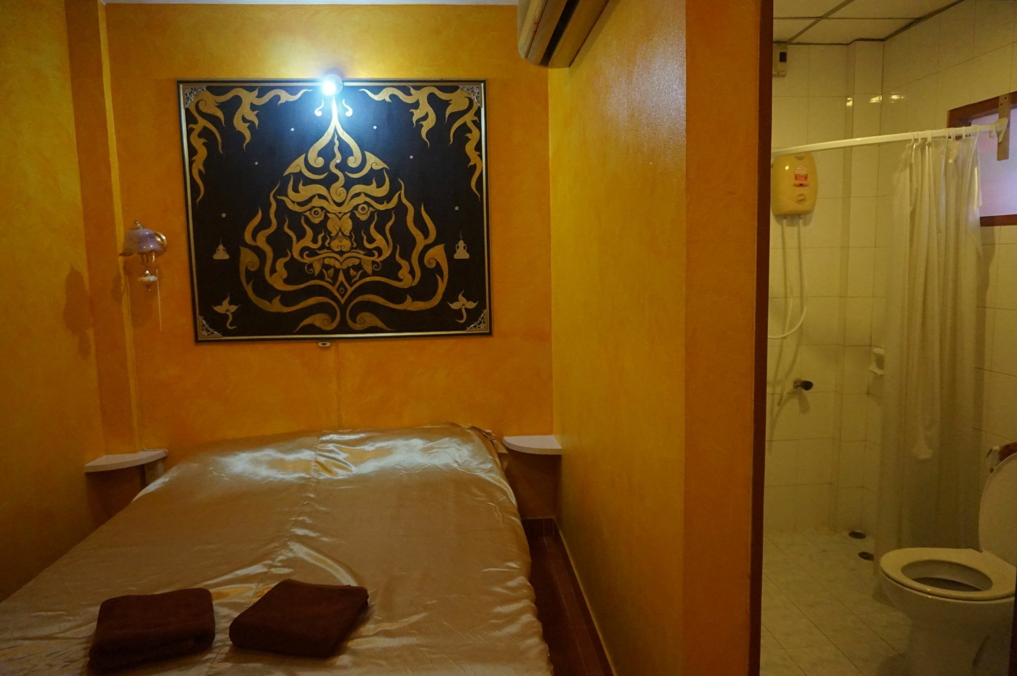 Ban Elephant Blanc Apartment Pantai Kata Luaran gambar